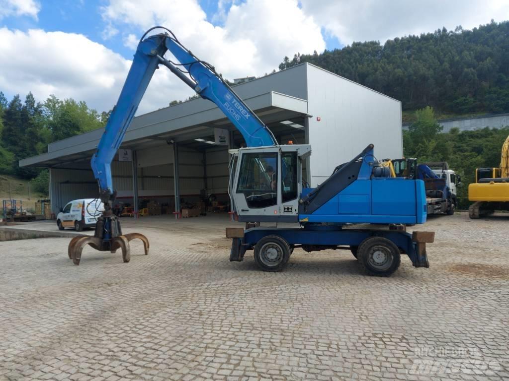 Fuchs MHL 331 Bagri za prekladanje primarnih/sekundarnih surovin