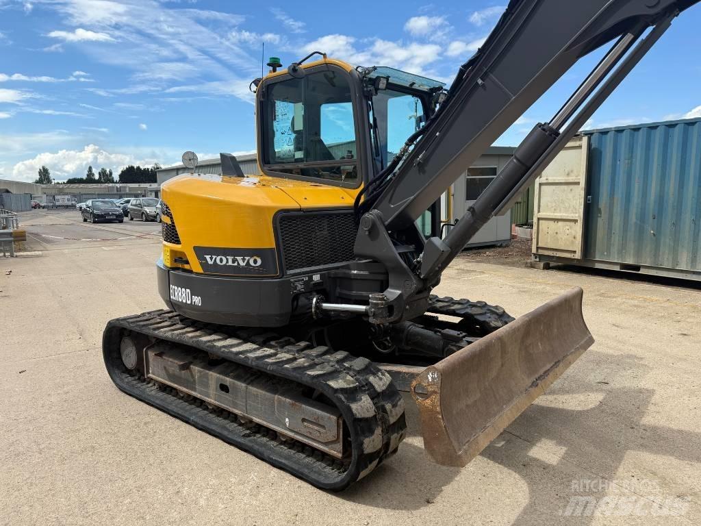 Volvo ECR 88 D Midi bagri 7t – 12t