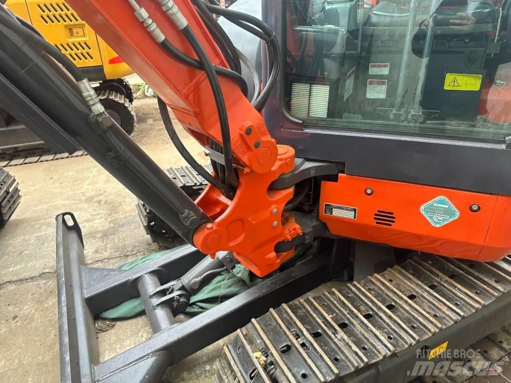 Kubota U 35 Mini bagri <7t