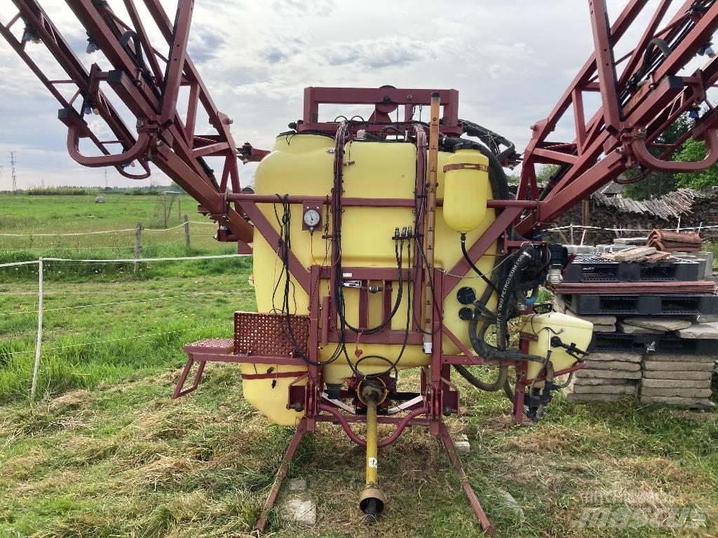 Hardi Mega 1000 Montirane škropilnice