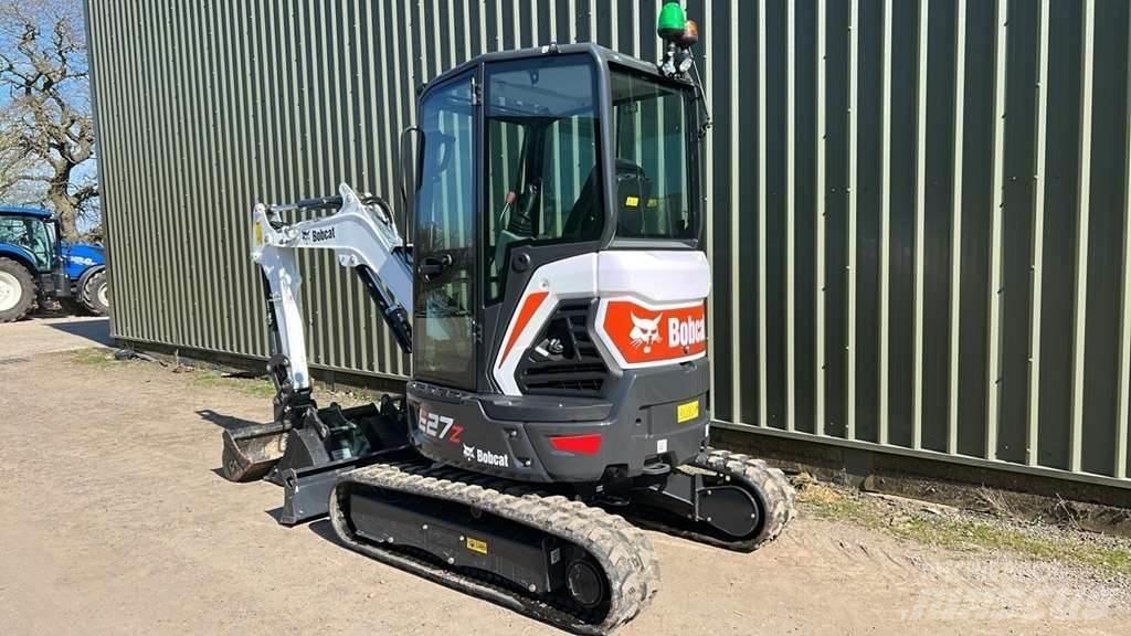 Bobcat E27Z Mini bagri <7t