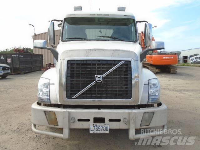Volvo VNL Vlačilci