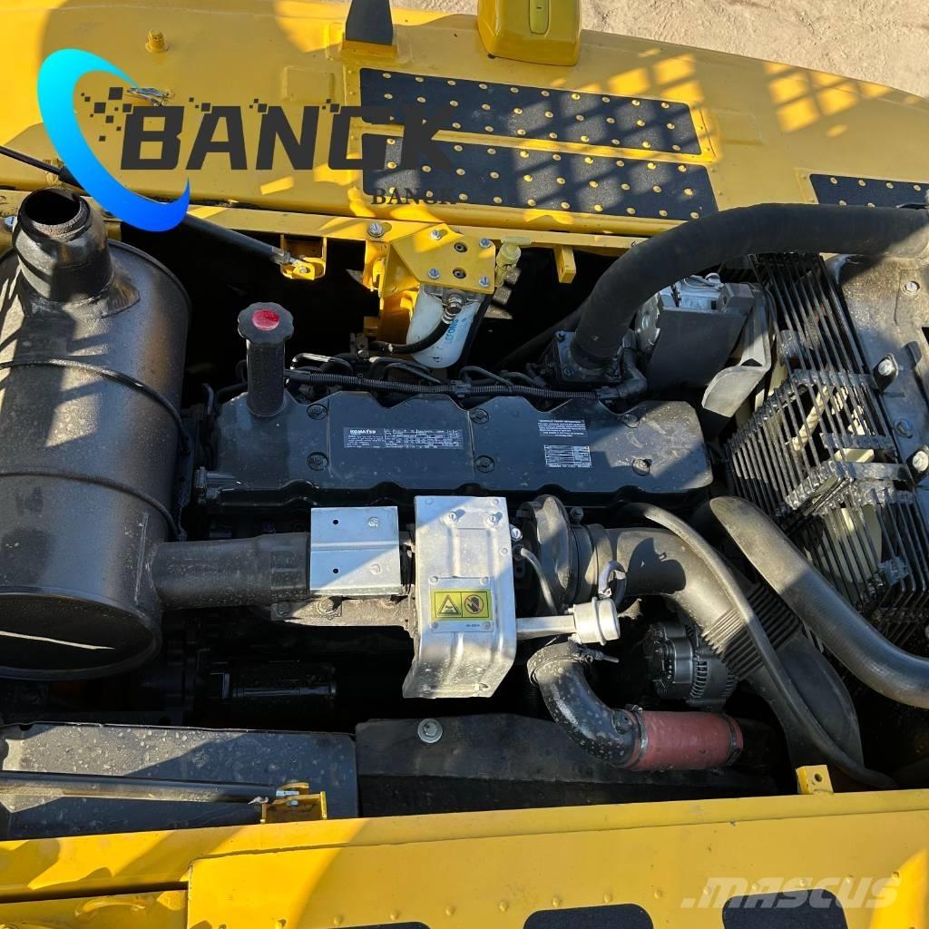 Komatsu PC 240-8 Bagri goseničarji