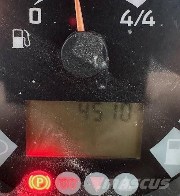 Liebherr L 507 Kolesni nakladalci