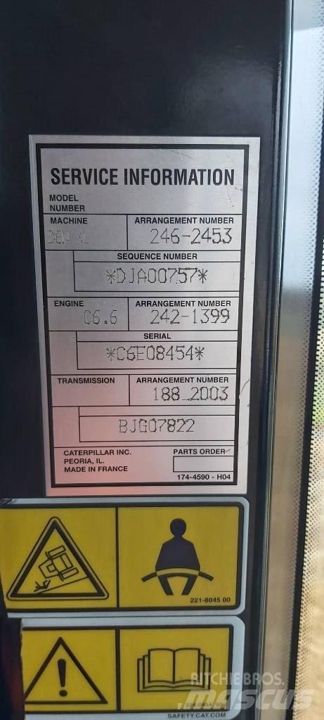 CAT D6N XL Buldožerji goseničarji