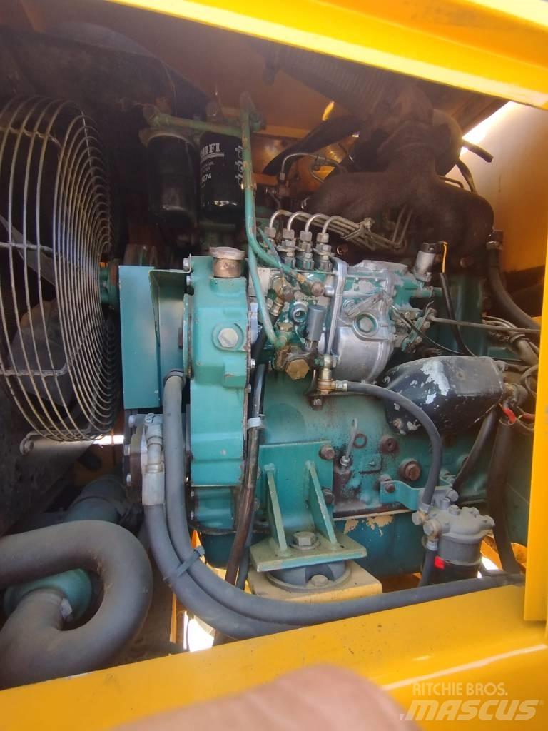 Volvo BM 4200 Kolesni nakladalci