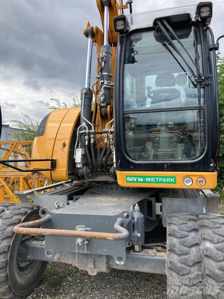 Liebherr A 918 Bagri na kolesih