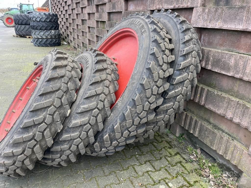 Alliance Wielen Traktorji