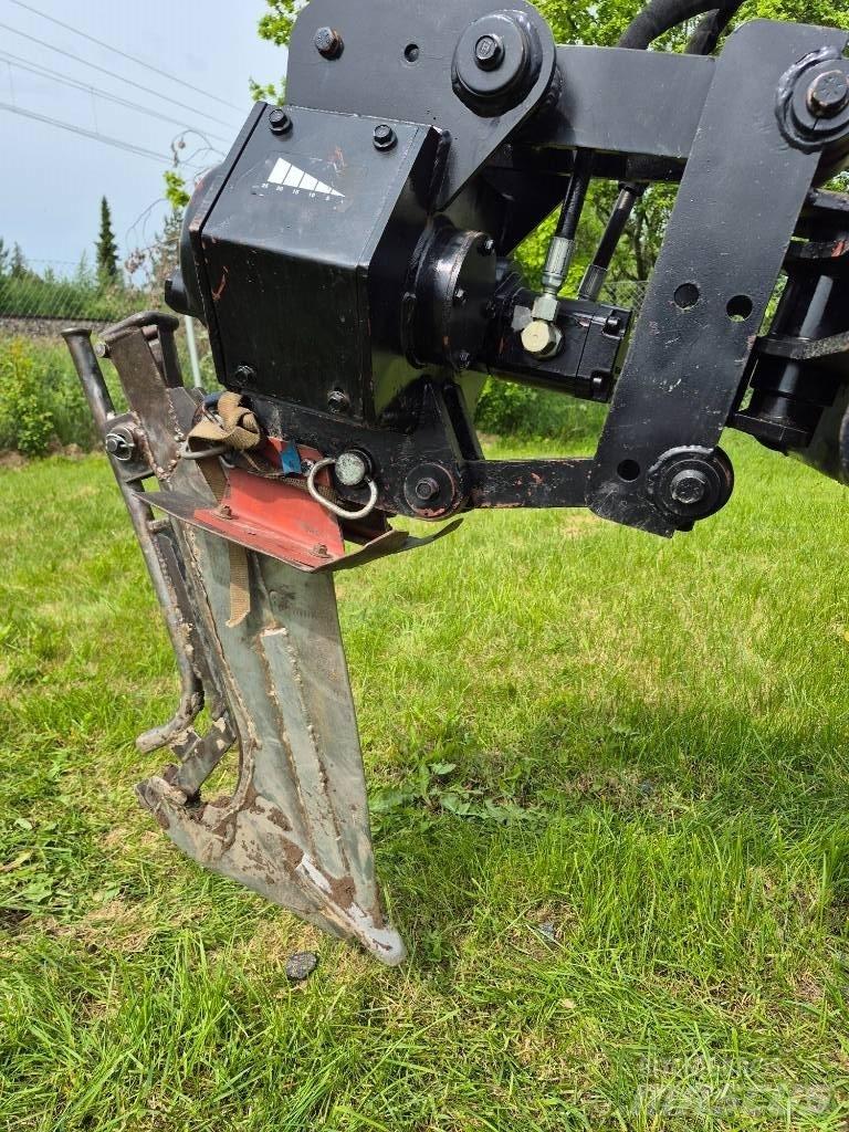 Ditch Witch R300 Freze za kopanje jarkov Trenčerji