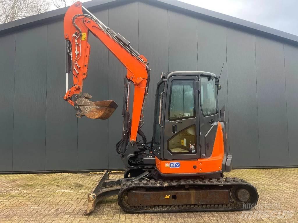Hitachi U55-5a Mini bagri <7t