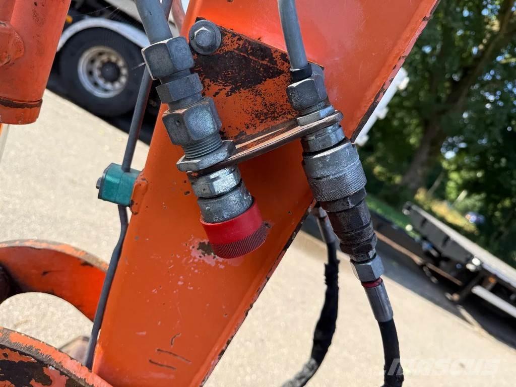 Hitachi ZX30U Mini bagri <7t