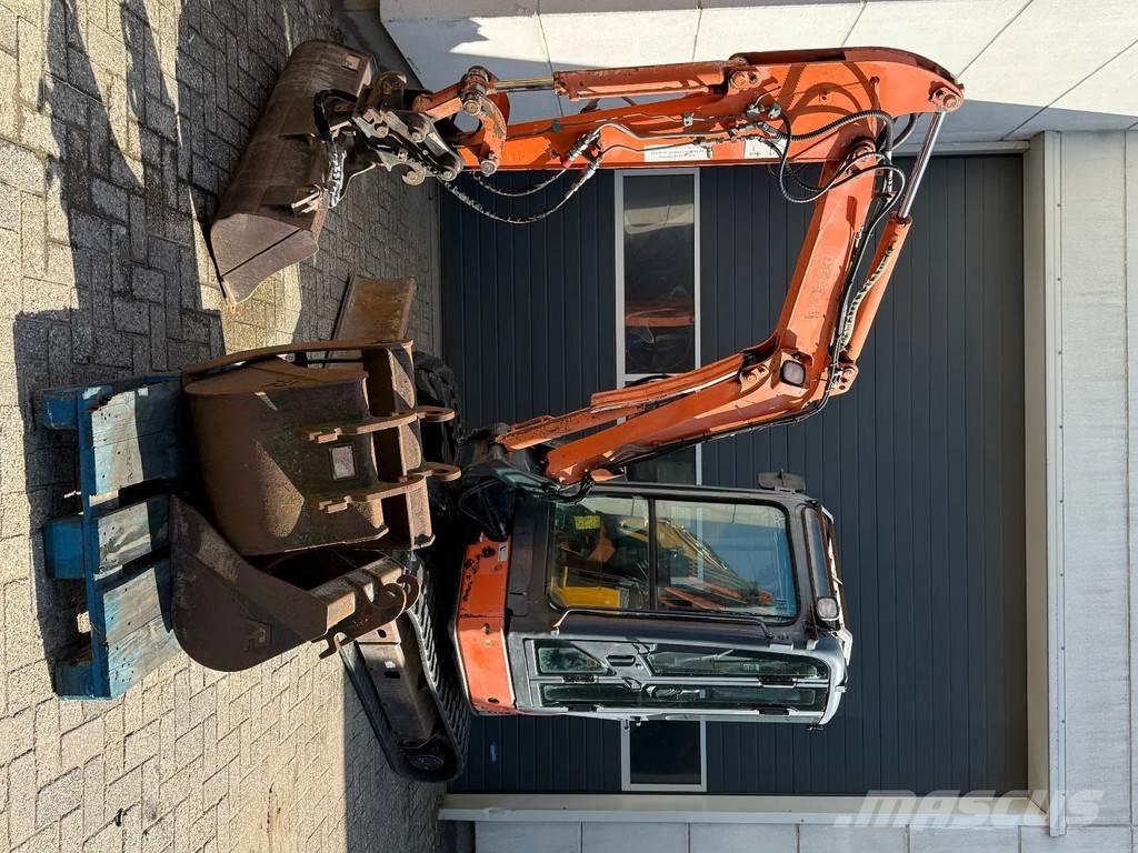 Hitachi ZX30U Mini bagri <7t