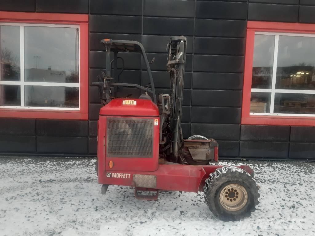 Moffett M5 25.3 Dizelski viličarji