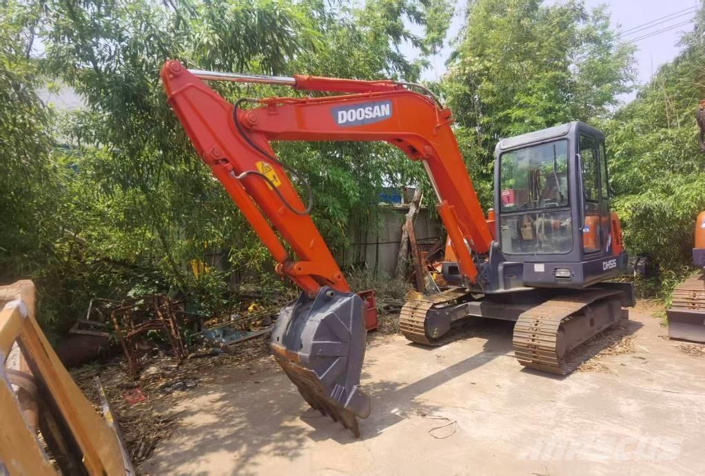 Doosan DH 55 Mini bagri <7t