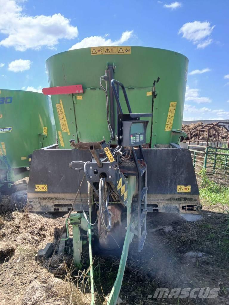 Faresin Magnum 1100 Hranilnice živine