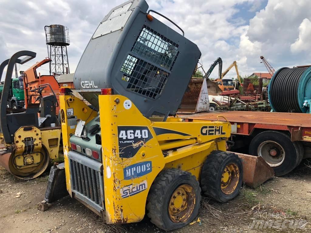 Gehl 4640 FOR PARTS Skid steer mini nakladalci