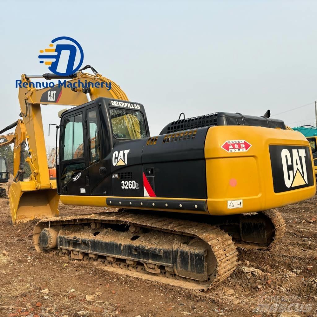 CAT 326D2 Bagri goseničarji
