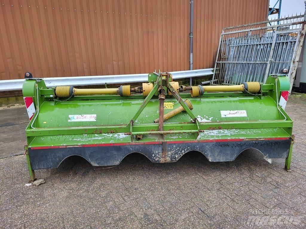 Baselier LKB 320 Avtomobili