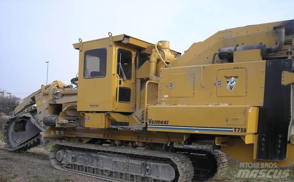 Vermeer T758 Freze za kopanje jarkov Trenčerji