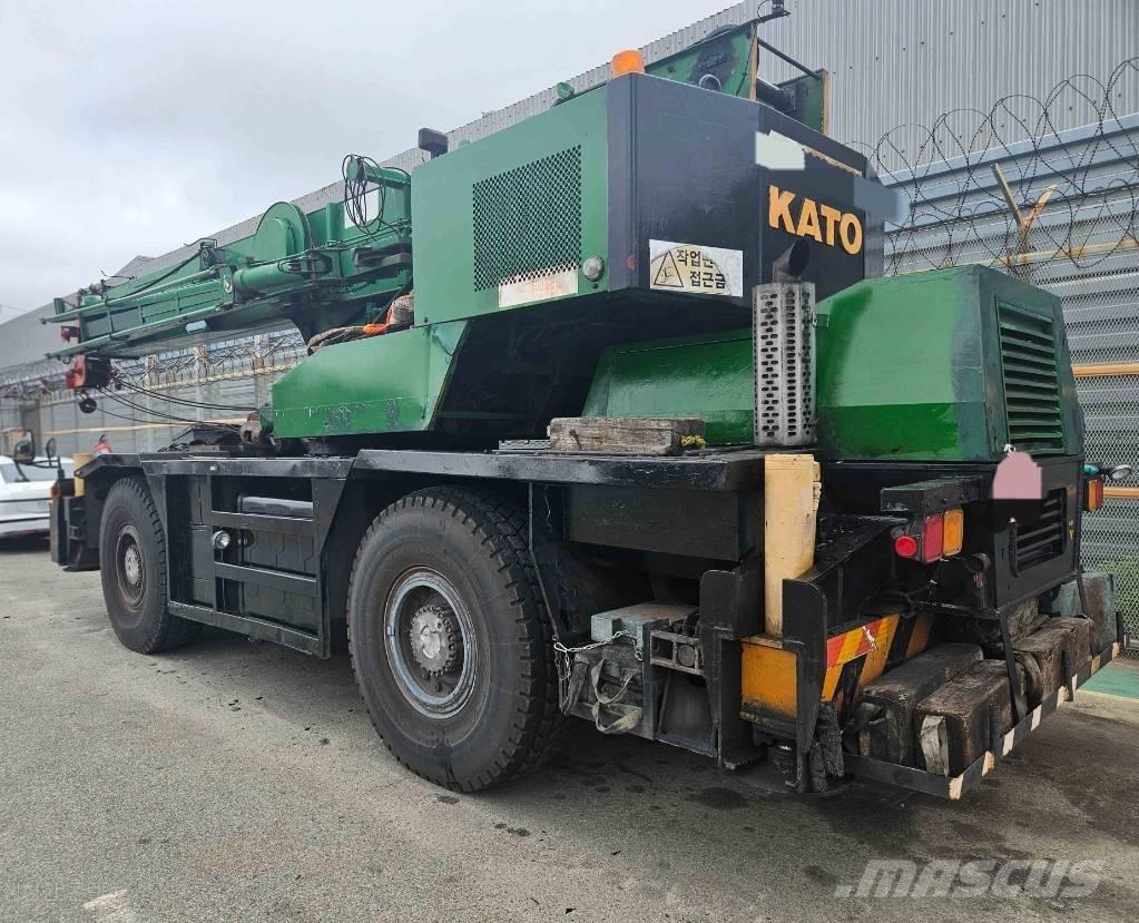 Kato KR 350-3 Avtodvigala
