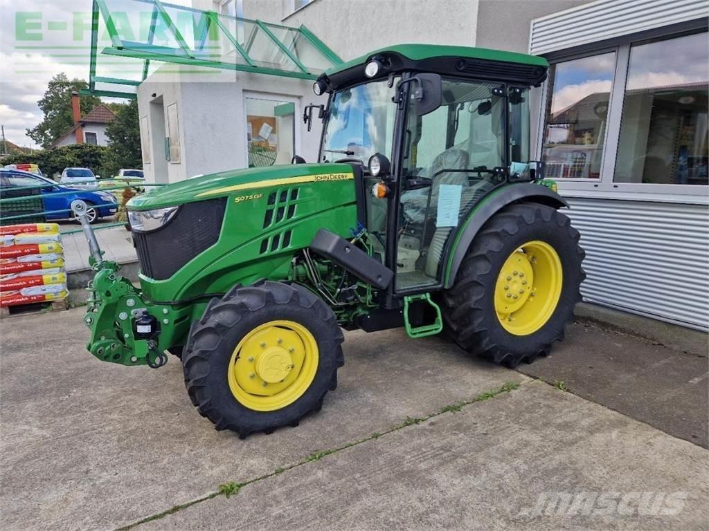 John Deere 5075 GF Traktorji
