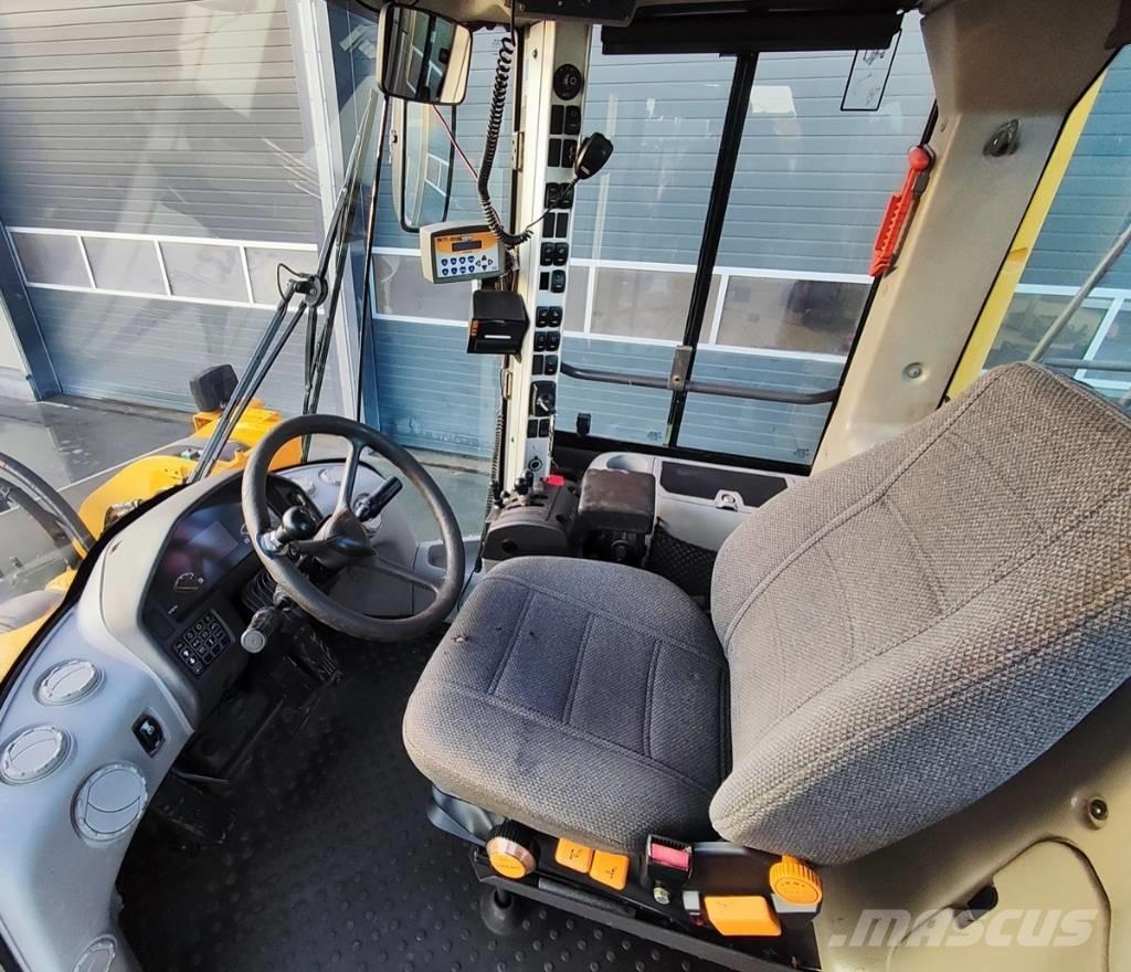 Volvo L 180 F Kolesni nakladalci