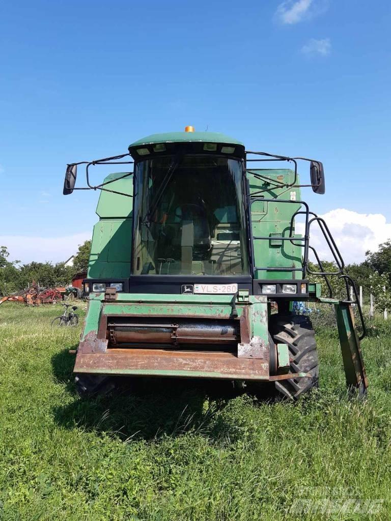 John Deere 2054 Kombajni