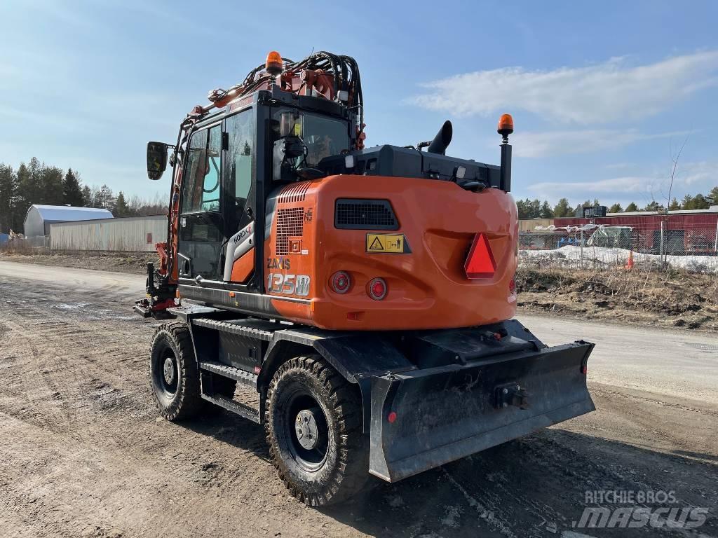 Hitachi ZX135W-7 Bagri na kolesih
