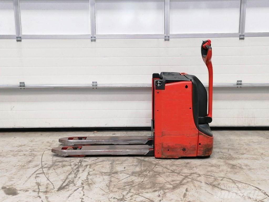 Linde T16L Električni nizko dvižni viličar