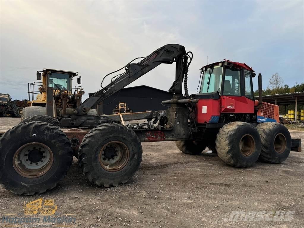 Valmet 890.2 Forwarderji