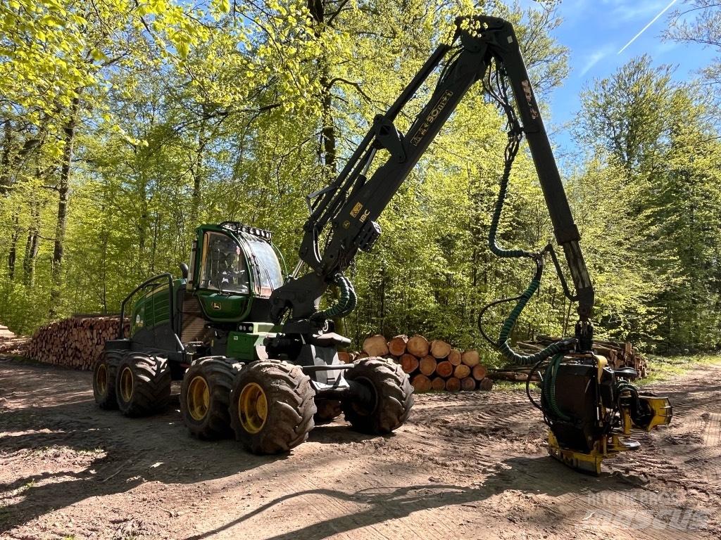 John Deere 1270 G Harvesterji