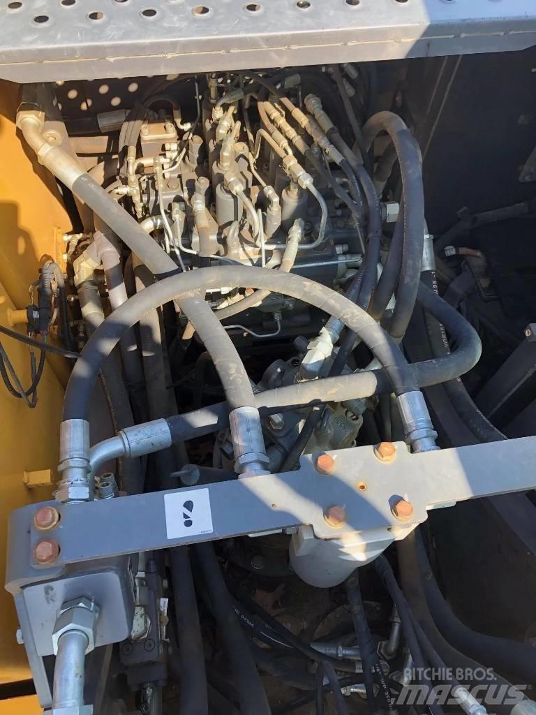 Volvo EC220EL Midi bagri 7t – 12t