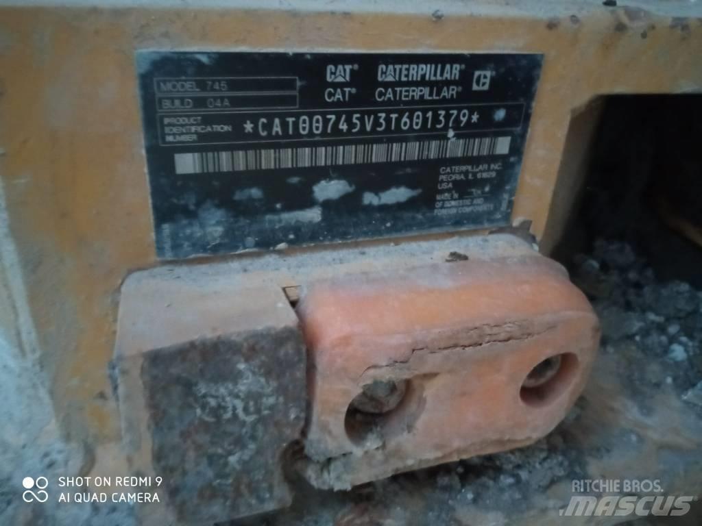 CAT 745 Zglobni demperji