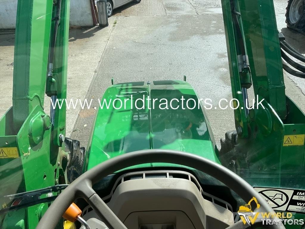 John Deere 6120 M Traktorji