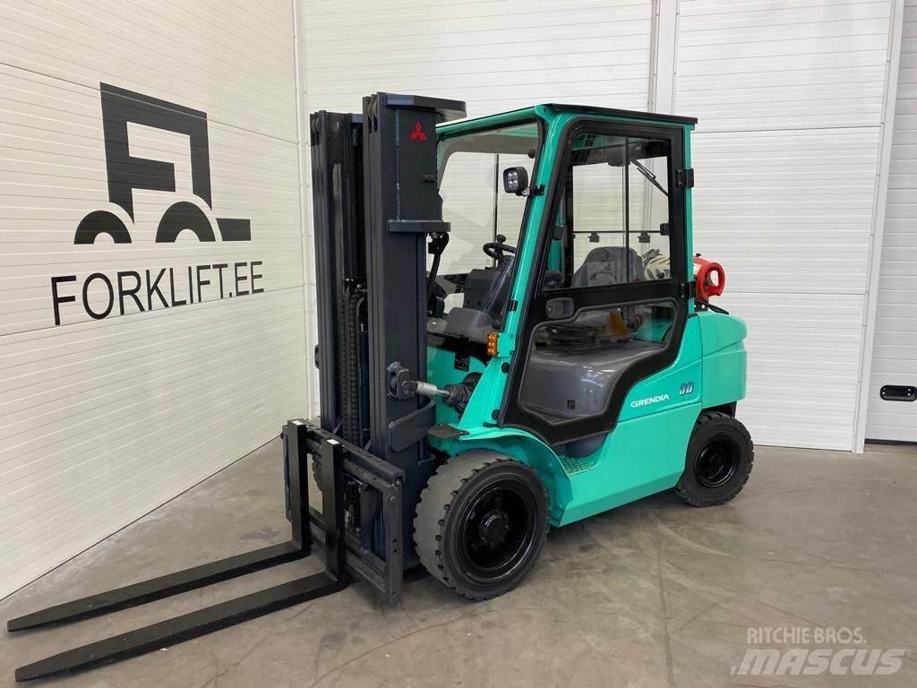 Mitsubishi FG30N Plinski viličarji