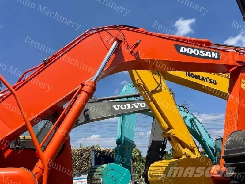 Doosan DH 300 LC-7 Bagri goseničarji