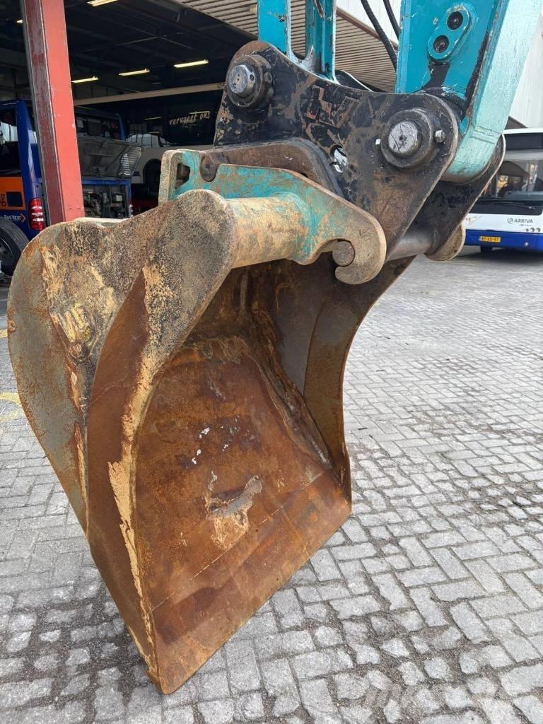 Doosan DX 210 W Bagri na kolesih