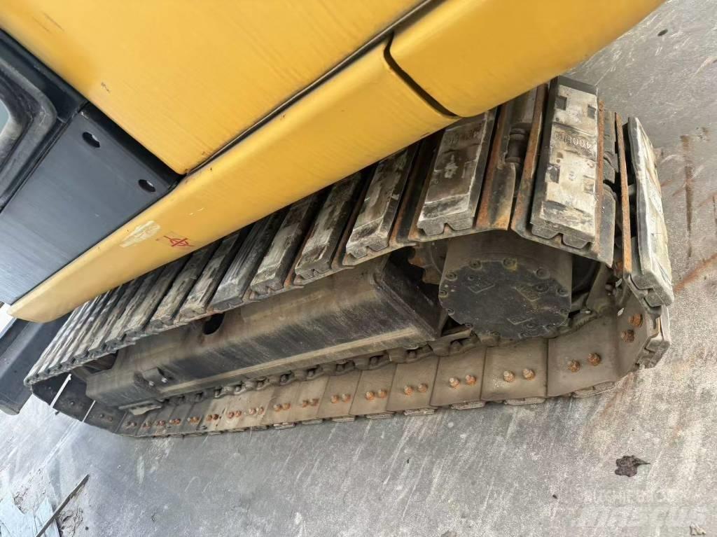 CAT 306 Mini bagri <7t