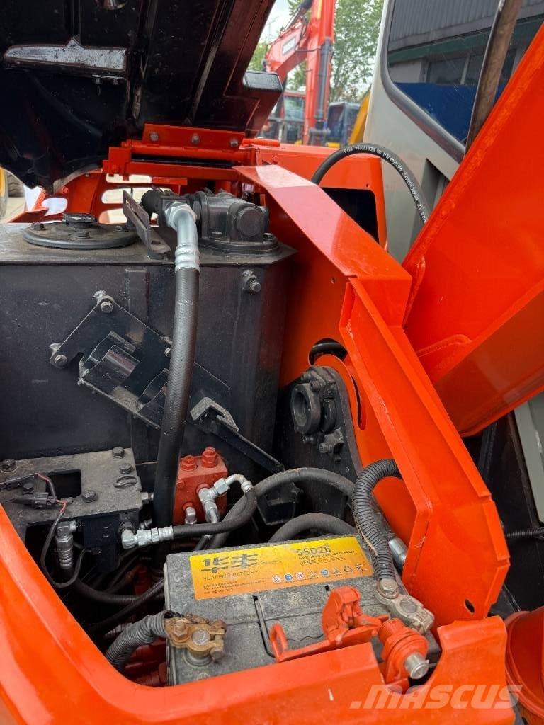 Hitachi ZX 55 Mini bagri <7t