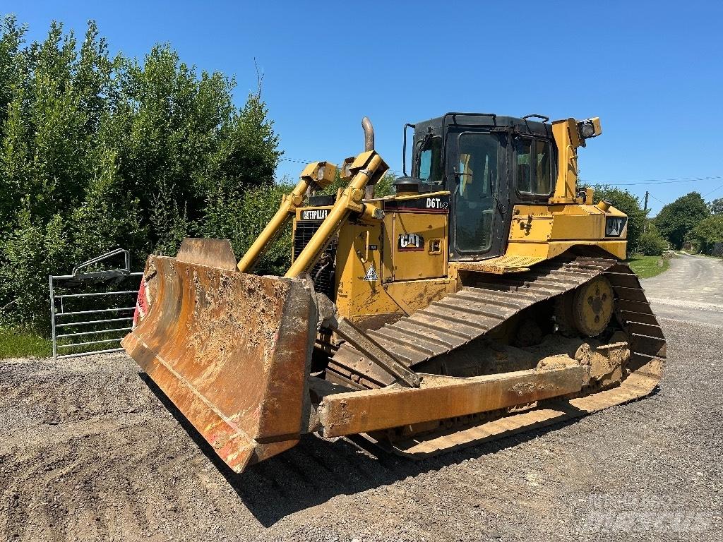 CAT D 6 T LGP Buldožerji goseničarji