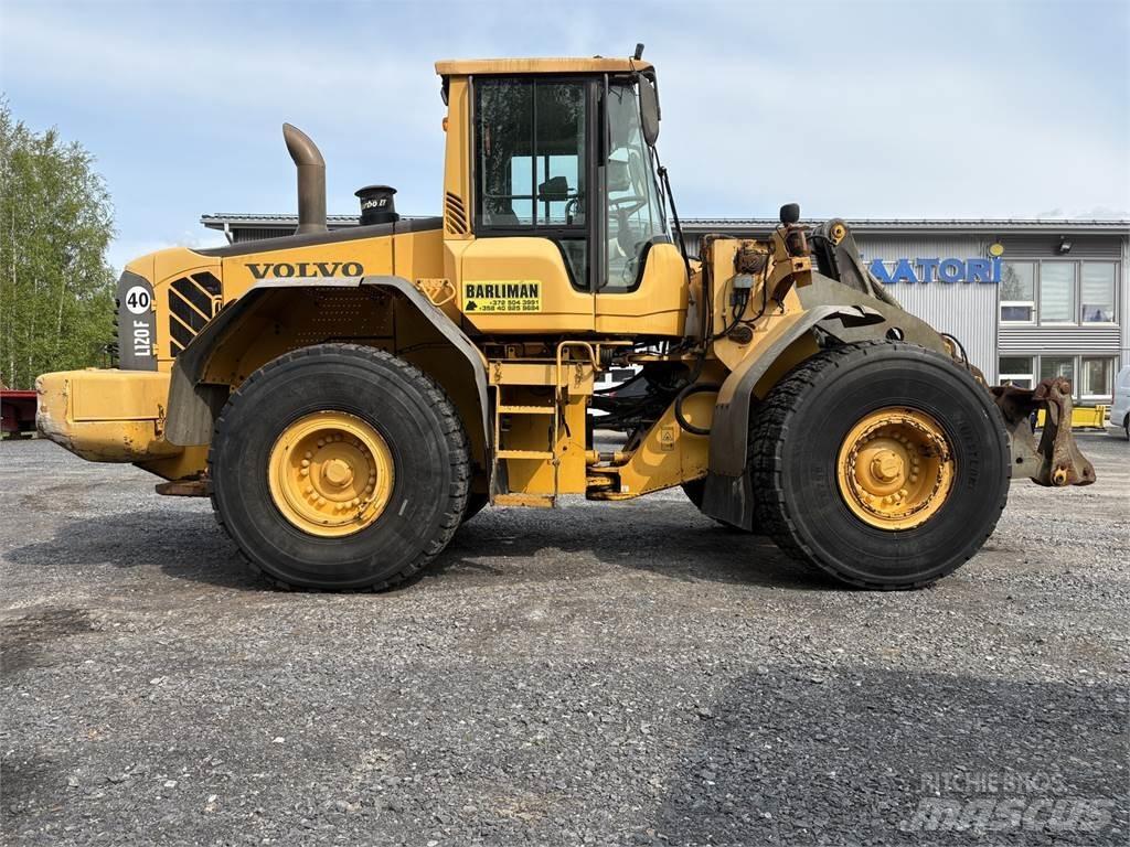 Volvo L120F Kolesni nakladalci