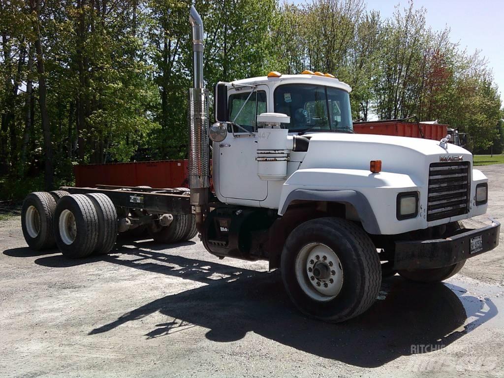 Mack RB 688 S Tovornjaki-šasije