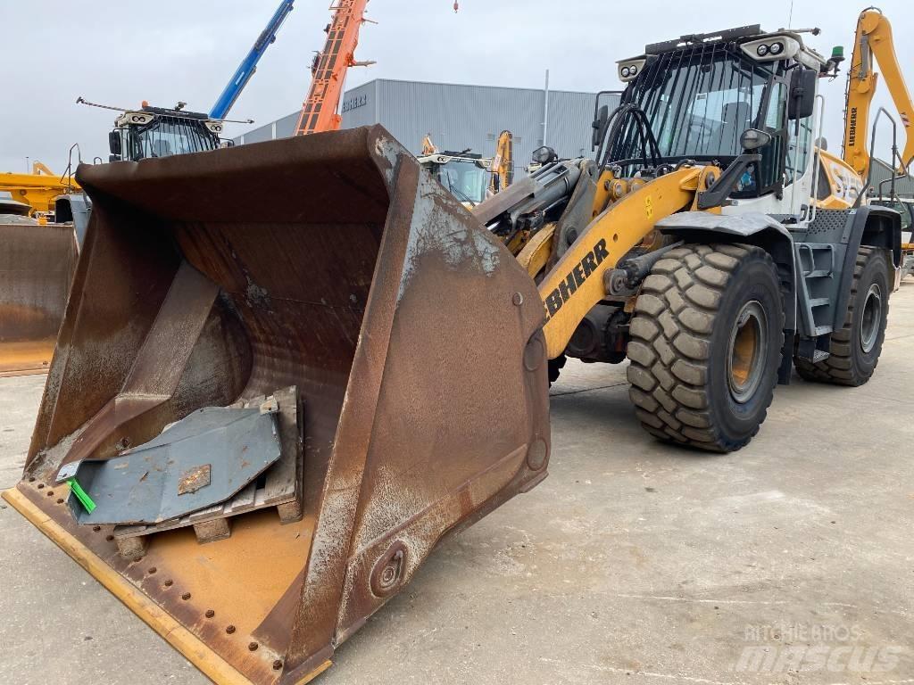 Liebherr L 556 Kolesni nakladalci