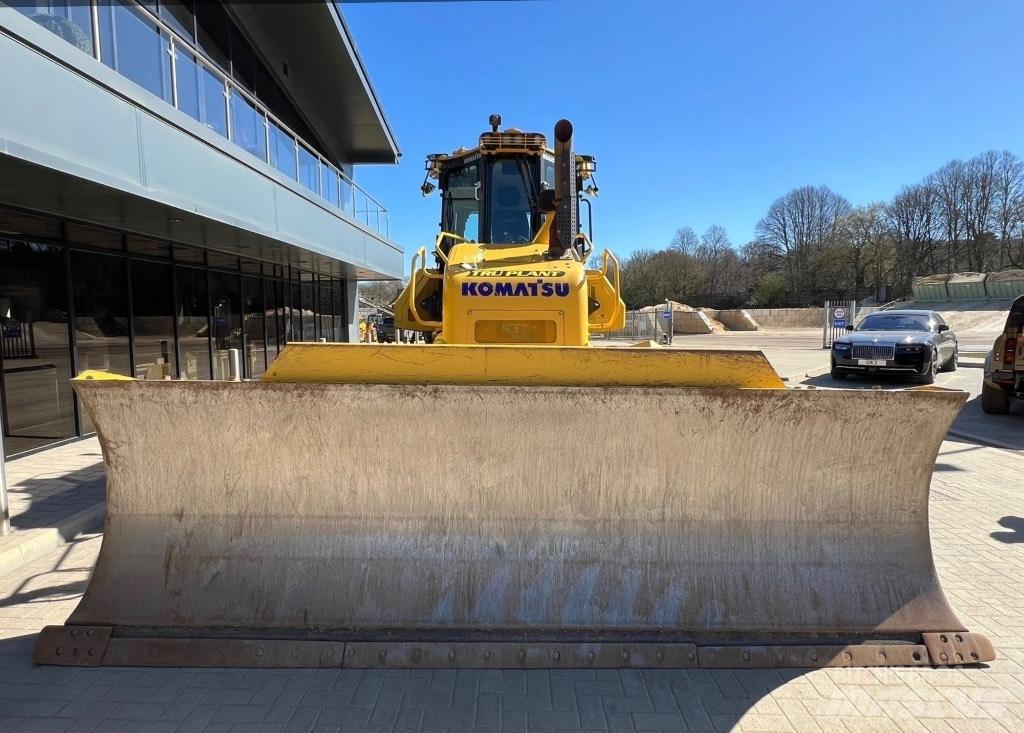 Komatsu D 71P Xi Buldožerji goseničarji