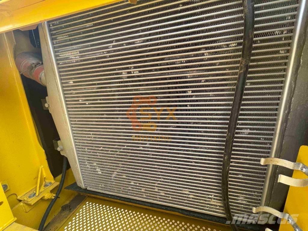 Komatsu PC 450 LC-8 Bagri goseničarji