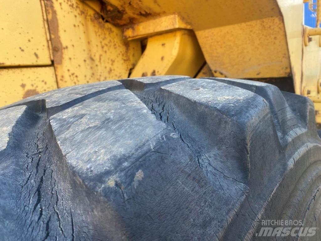 CAT 966E NVT Kolesni nakladalci