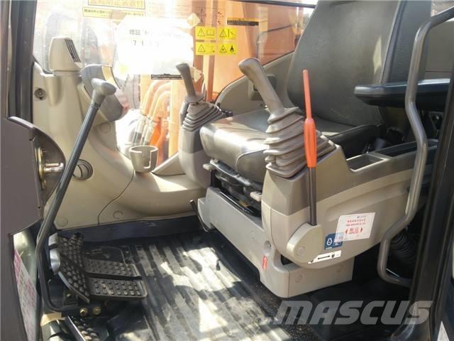 Hitachi ZX 200 Bagri goseničarji