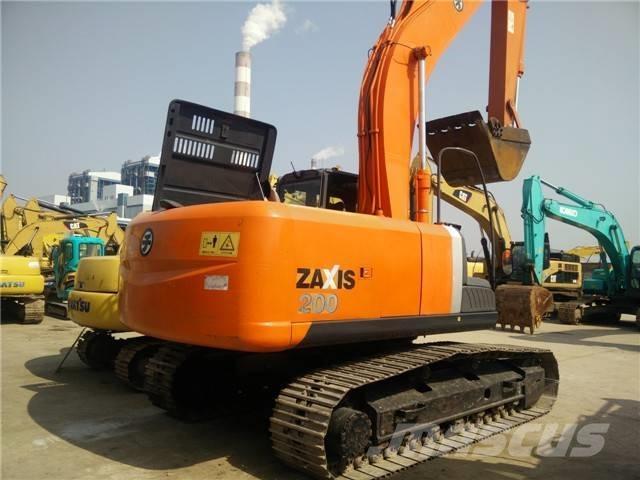Hitachi ZX 200 Bagri goseničarji