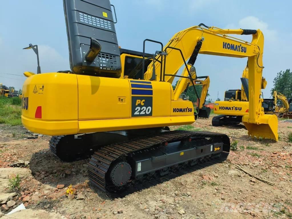 Komatsu PC 220-8 Bagri goseničarji