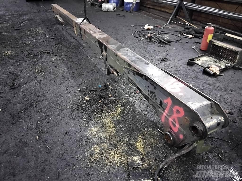Loglift L190V Dvigala za gozdne kombajne